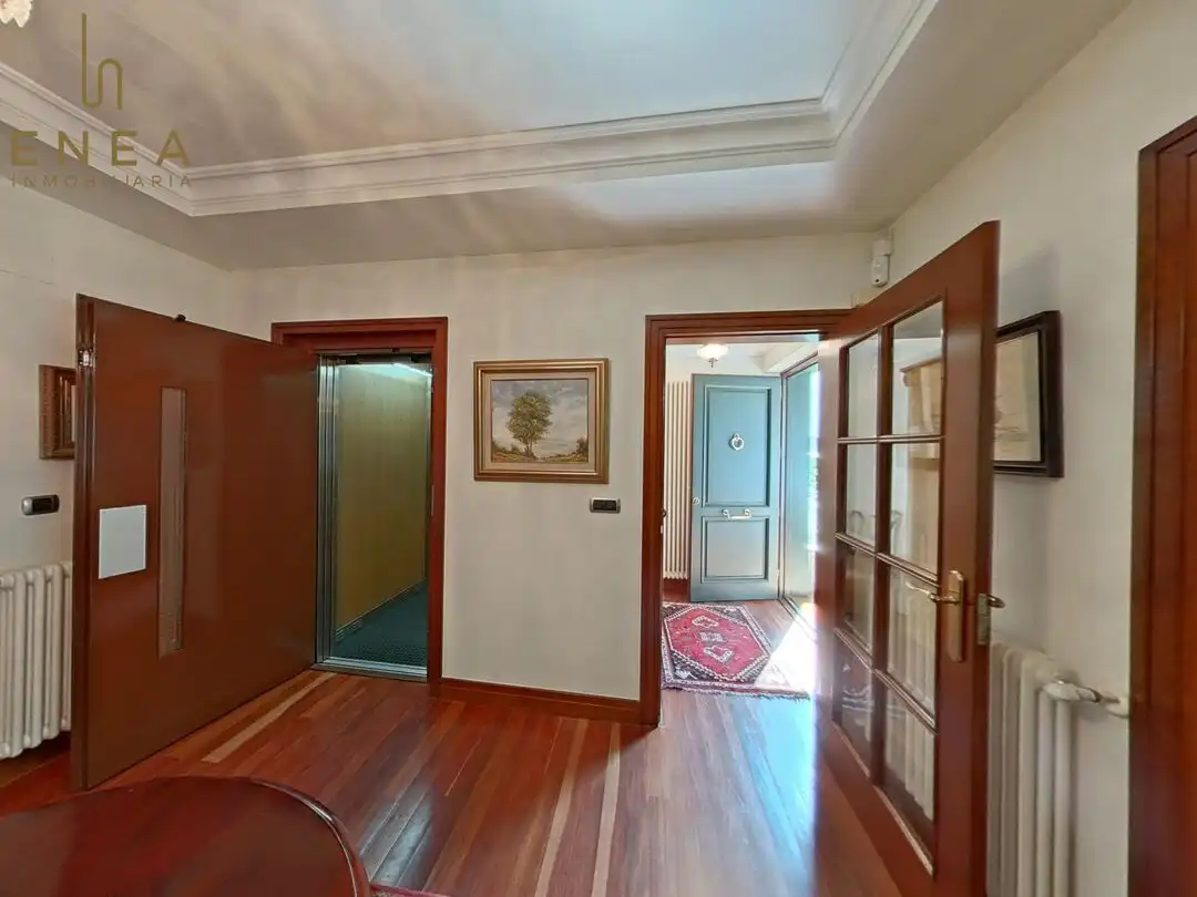 Casa o chalet en venta en Vitoria - Gasteiz con Calefacción, Jardín privado y Trastero