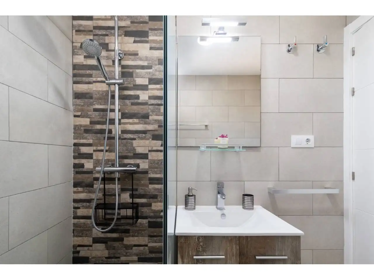 Baño de Casa o chalet en venta en Chiclana de la Frontera con Aire acondicionado, Jardín privado y Terraza
