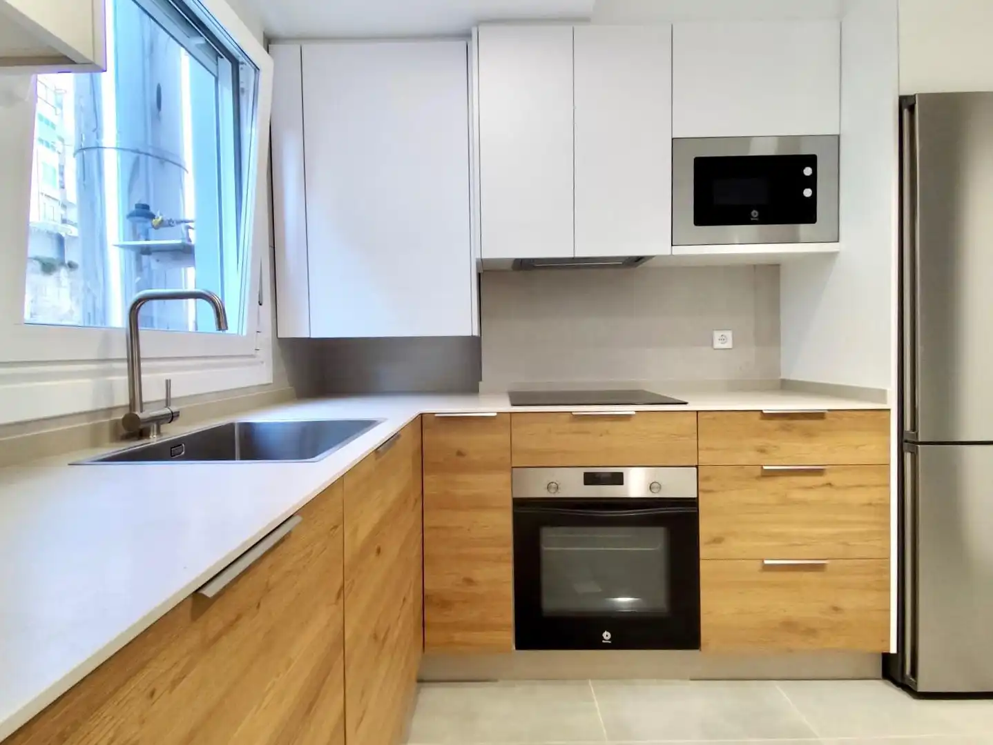 Cuina de Apartament en venda en Universidad