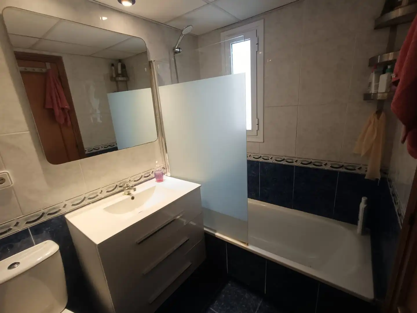 Badezimmer von Dachboden zum Verkauf in Valencia mit Klimaanlage, Terrasse und Möbliert
