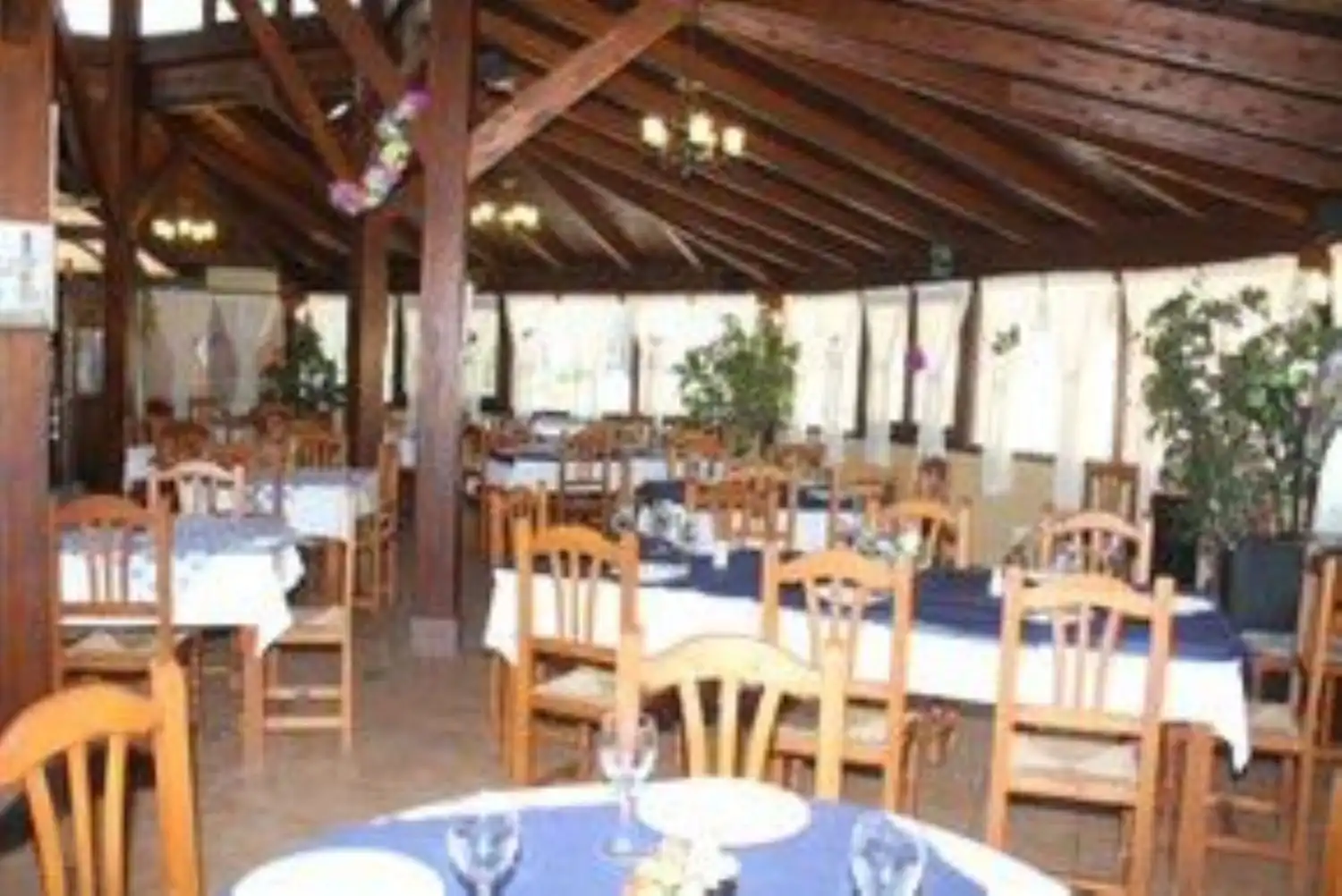 Commercial properties for sale in Yunquera  with Air Conditioner