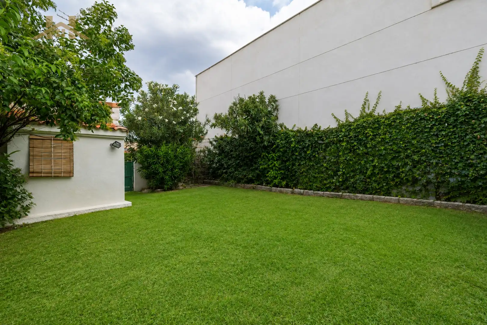 Jardín de Casa o chalet en venta en Madrid con Aire acondicionado, Calefacción y Jardín privado