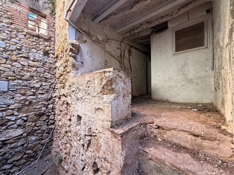 Houses for sale in Carrer Teatre, Torroella de Montgrí