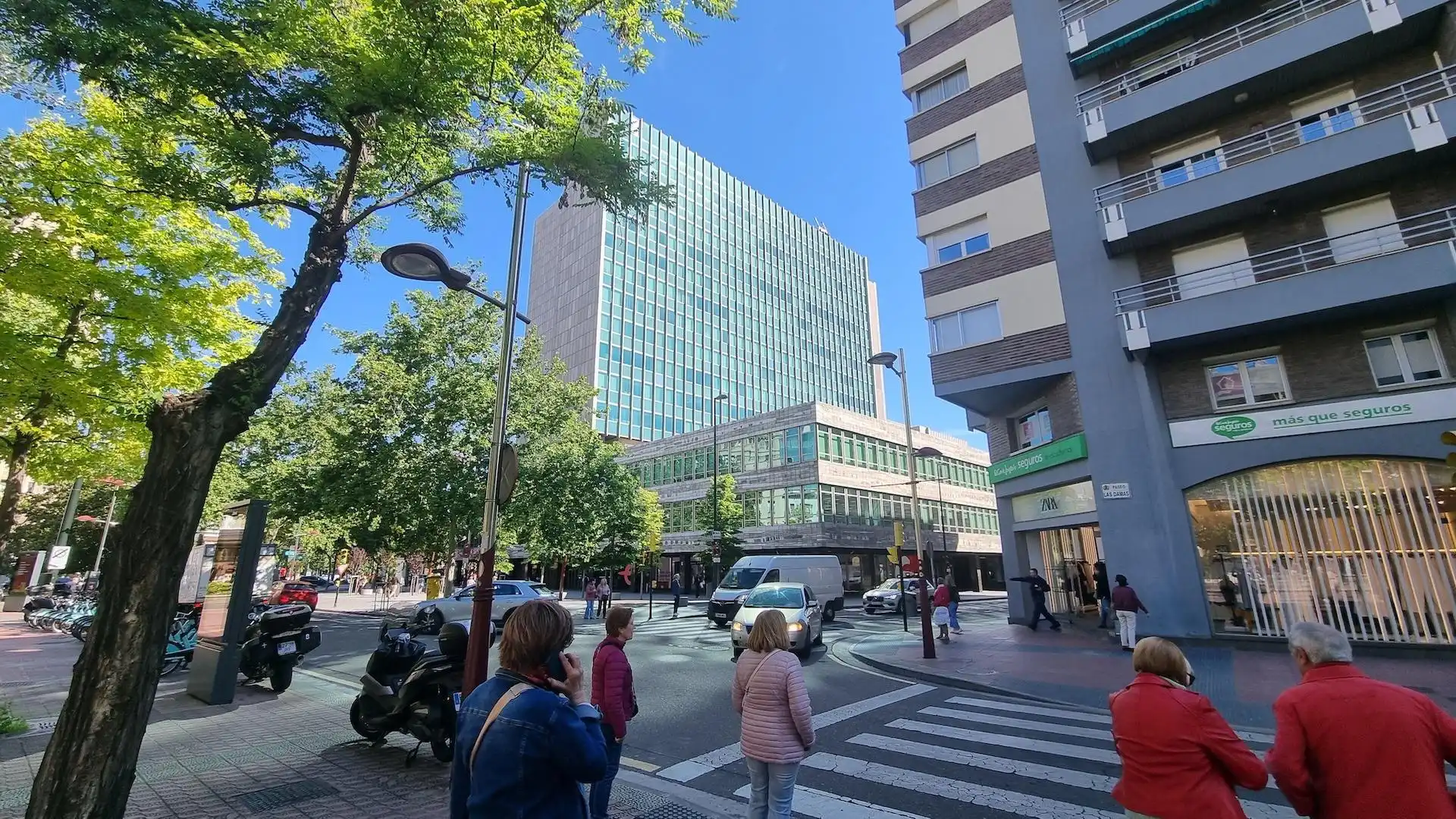 Vista exterior de Oficina de alquiler en Zaragoza con Aire acondicionado, Calefacción y Terraza