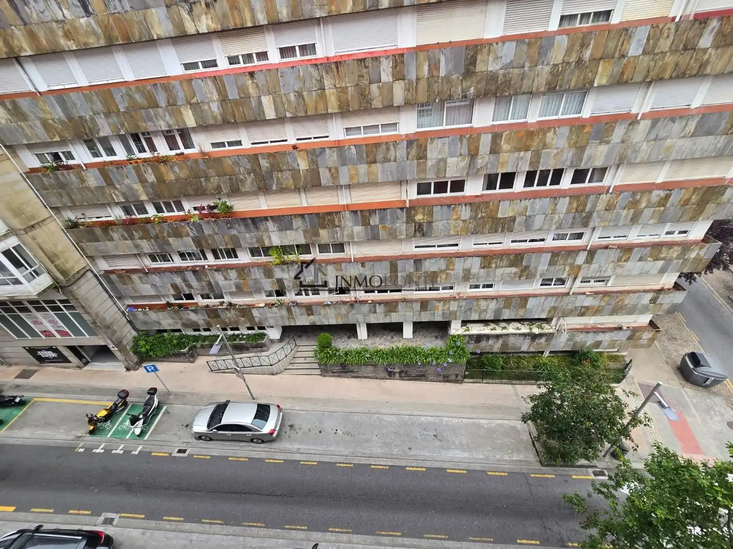 Vista exterior de Pis en venda en Pontevedra Capital  amb Traster