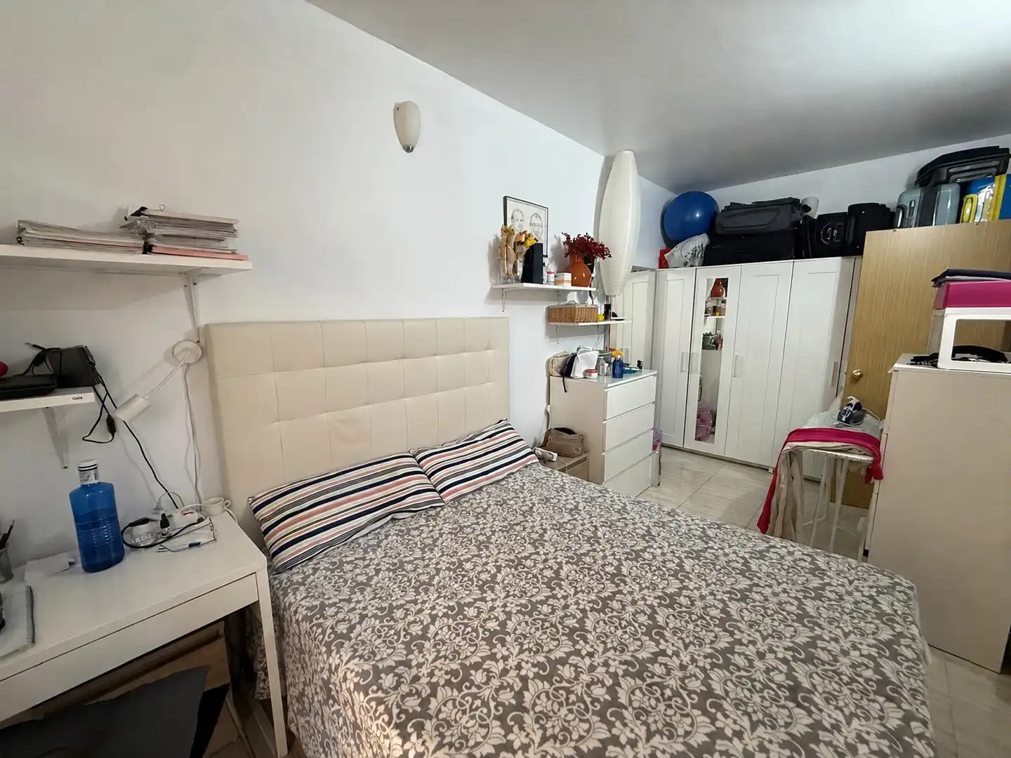 Dormitori de Pis en venda en L'Hospitalet de Llobregat amb Balcó
