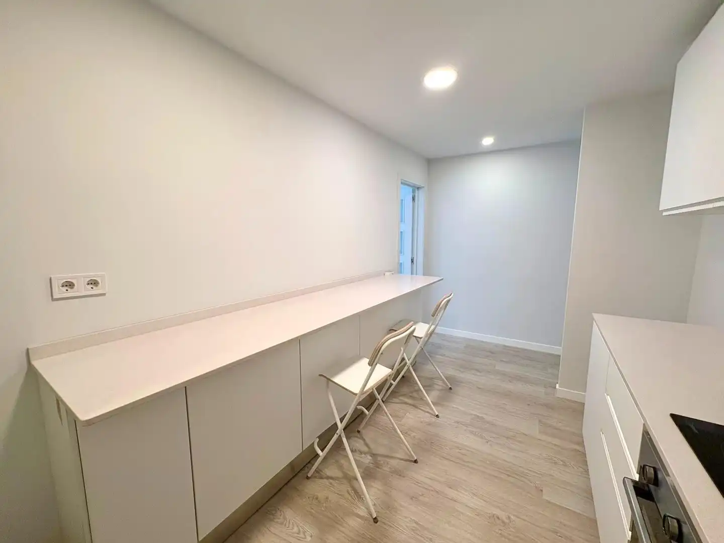 Flat for sale in Barcelona  with Air Conditioner, Heating and Parquet flooring