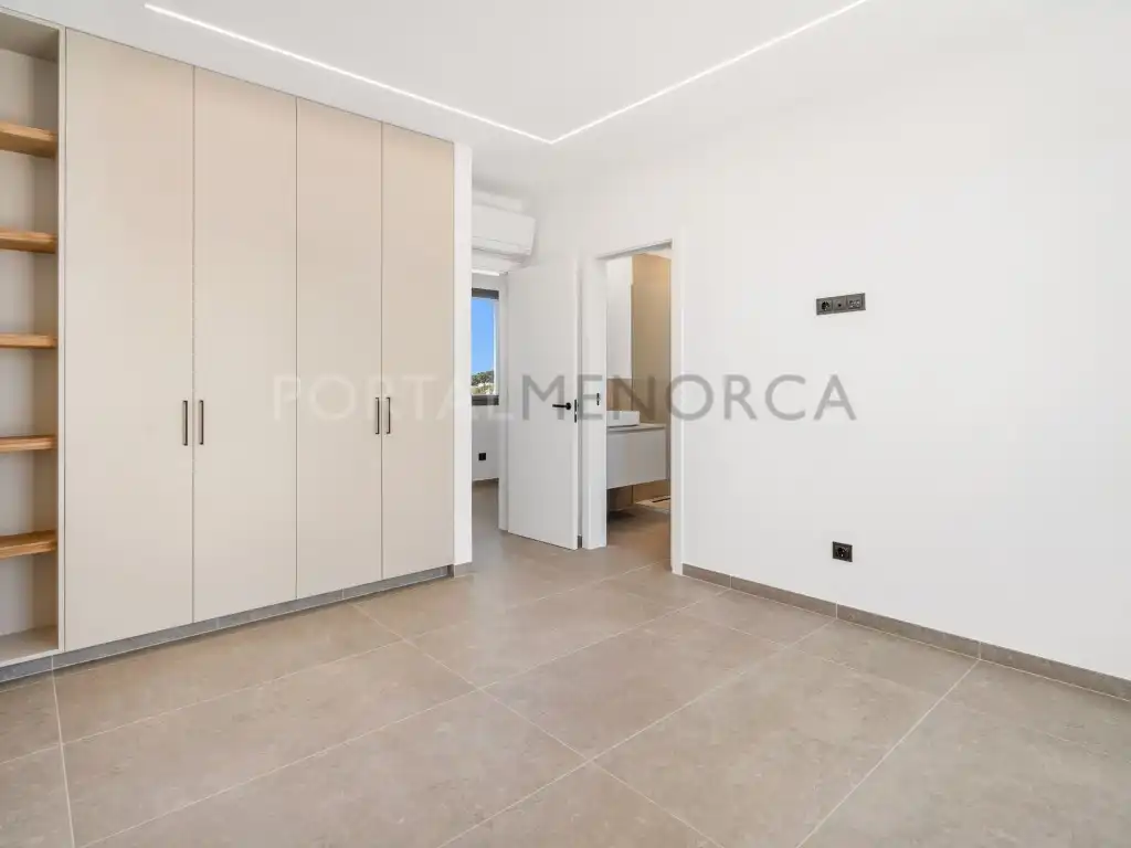 Dormitori de Casa o xalet en venda en Ciutadella de Menorca amb Balcó