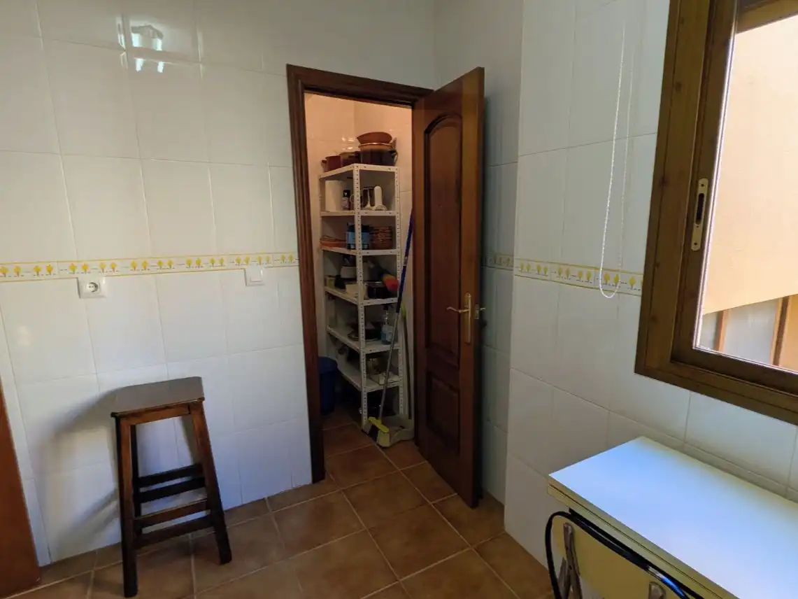 Bathroom of Flat for sale in Marmolejo, Jaén