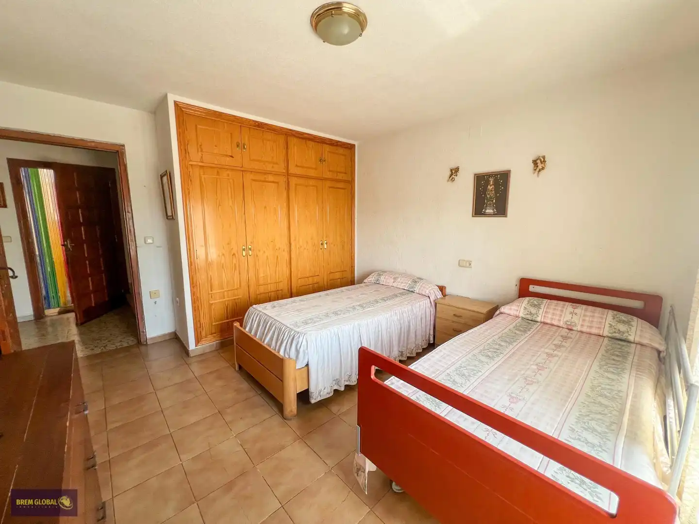 Dormitori de Casa adosada en venda en Bustarviejo amb Calefacció, Terrassa i Balcó