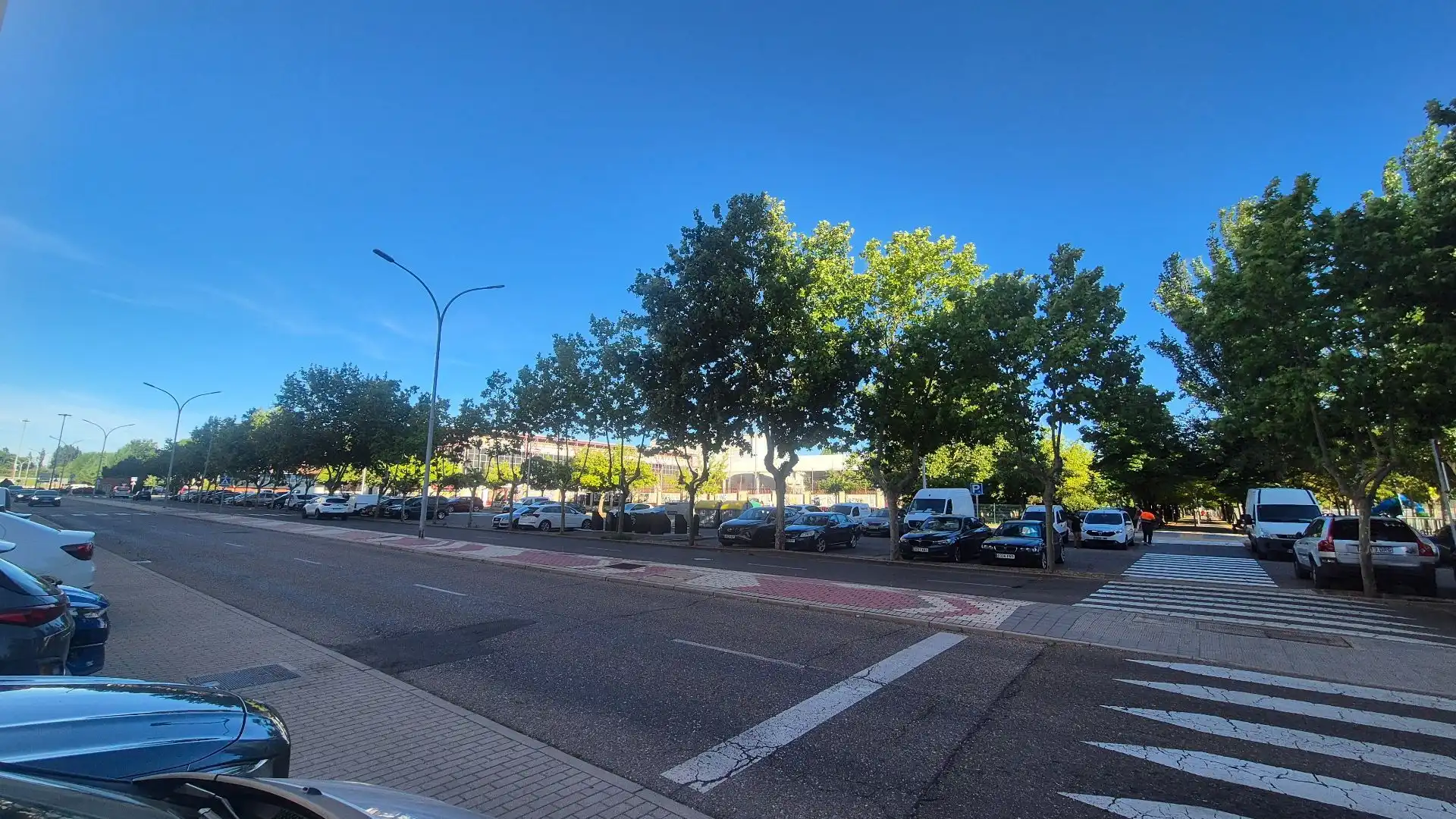 Vista exterior de Piso en venta en Laguna de Duero con Calefacción y Amueblado