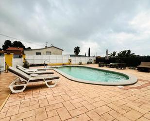 Piscina de Casa o xalet en venda en El Vendrell amb Aire condicionat, Calefacció i Jardí privat