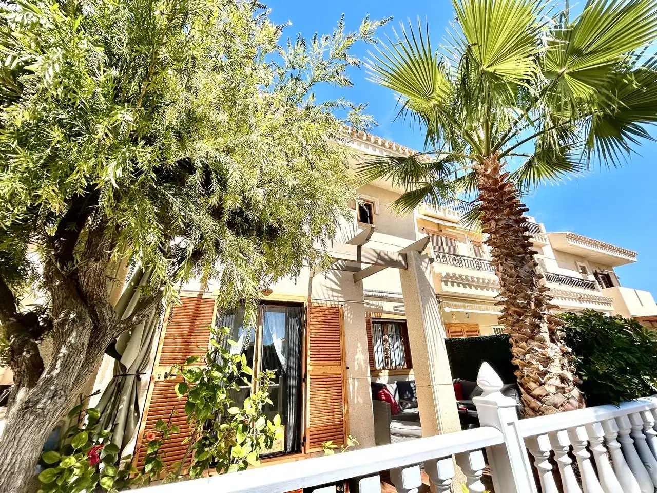 Außenansicht von Country house zum Verkauf in Orihuela