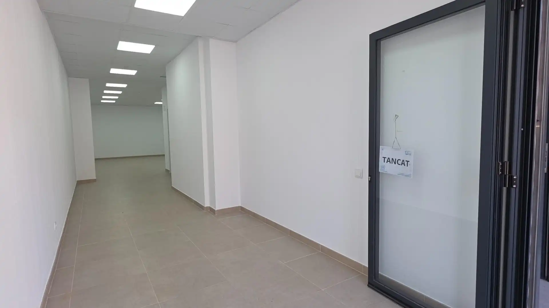 Local de alquiler en Centre