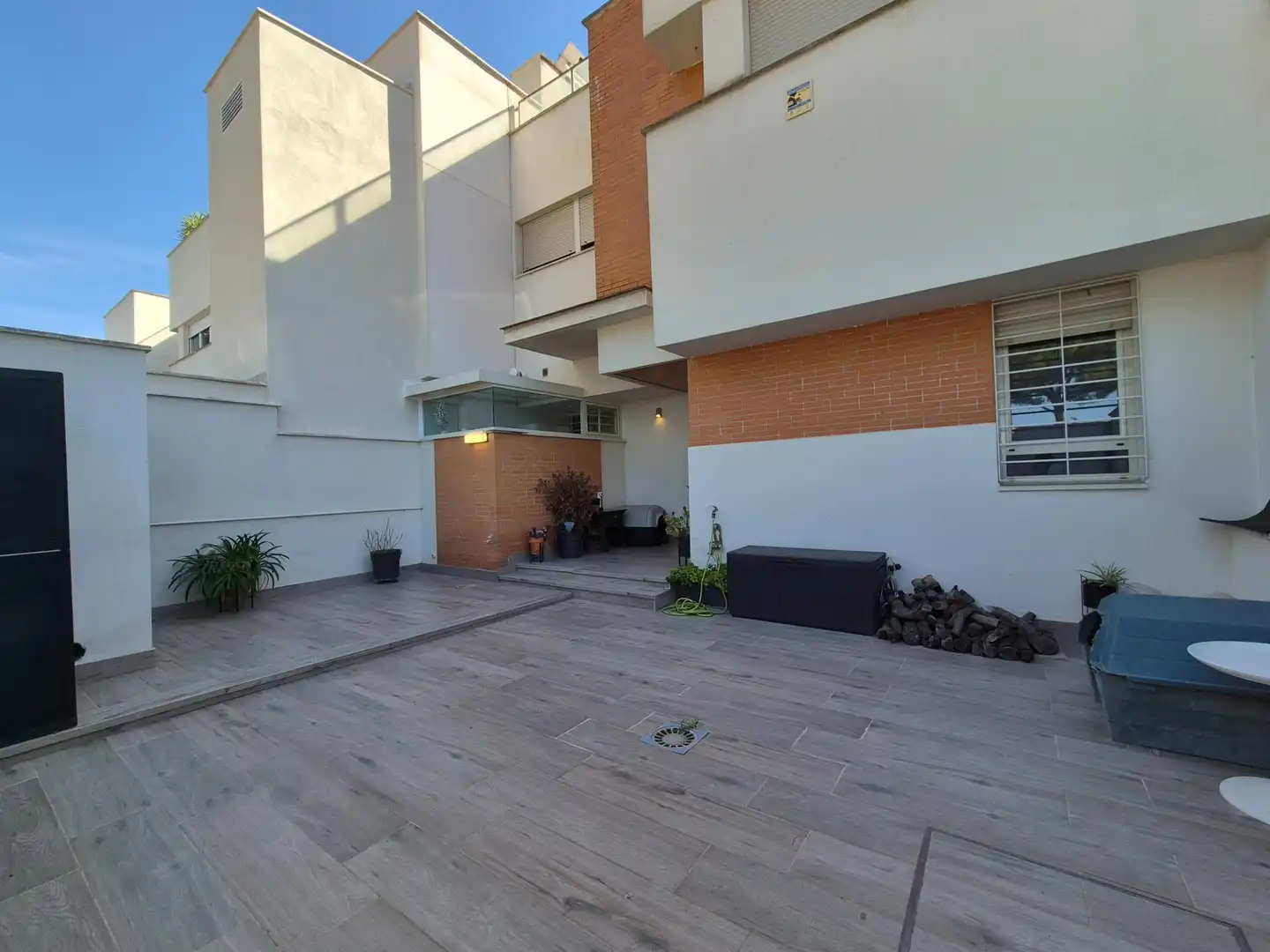 Terraza de Casa adosada de alquiler en Alcalá de Guadaira con Aire acondicionado, Calefacción y Jardín privado