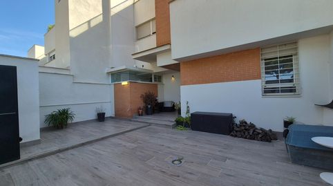 Foto 4 von Einfamilien-Reihenhaus zur Miete in Oromana, Alcalá de Guadaira