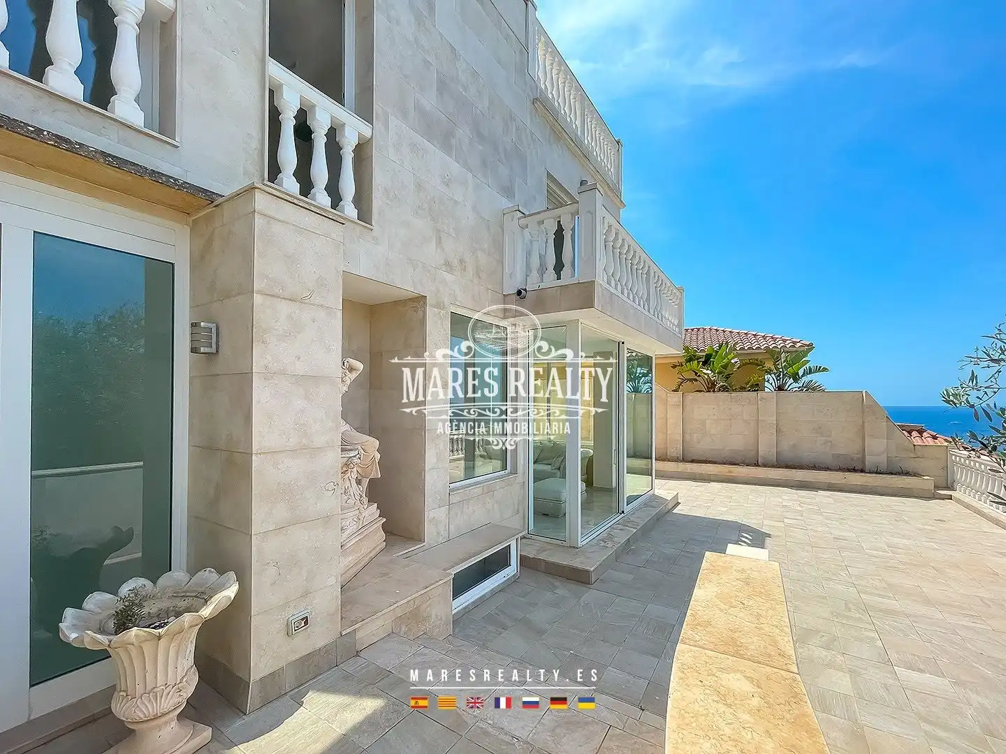 Vista exterior de Casa o xalet en venda en Lloret de Mar amb Aire condicionat, Calefacció i Jardí privat
