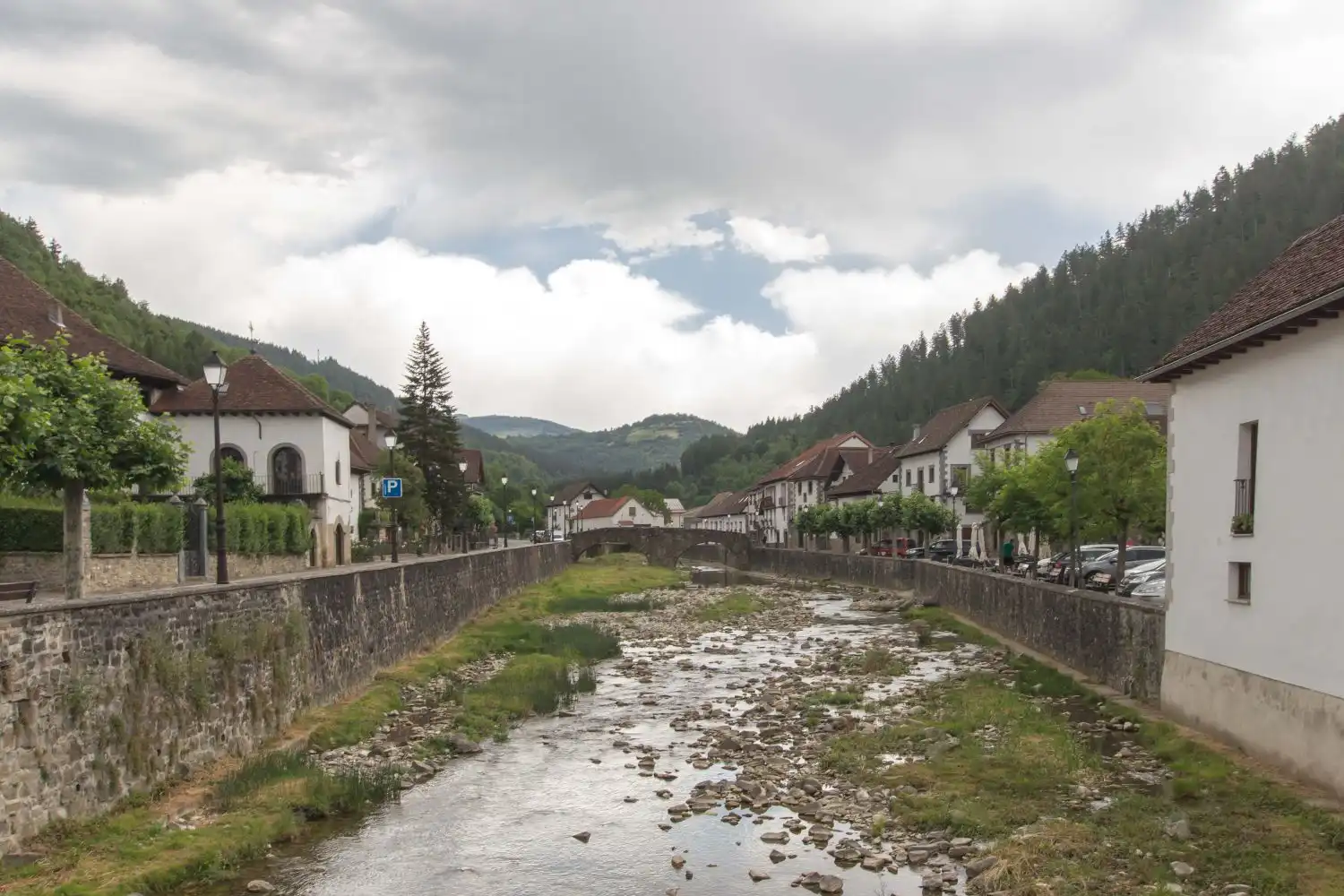 Vista exterior de Casa o chalet en venta en Ochagavía / Otsagabia con Calefacción y Balcón