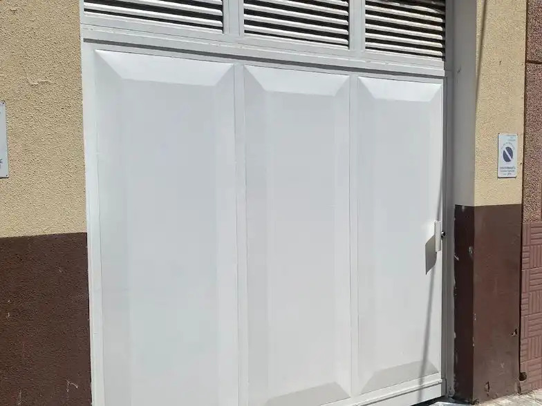 Vista exterior de Garaje en venta en Ingenio