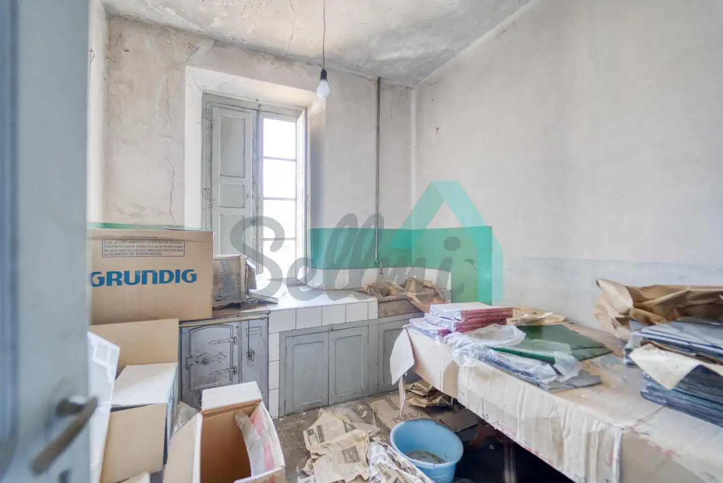 Cuina de Edifici en venda en Boñar