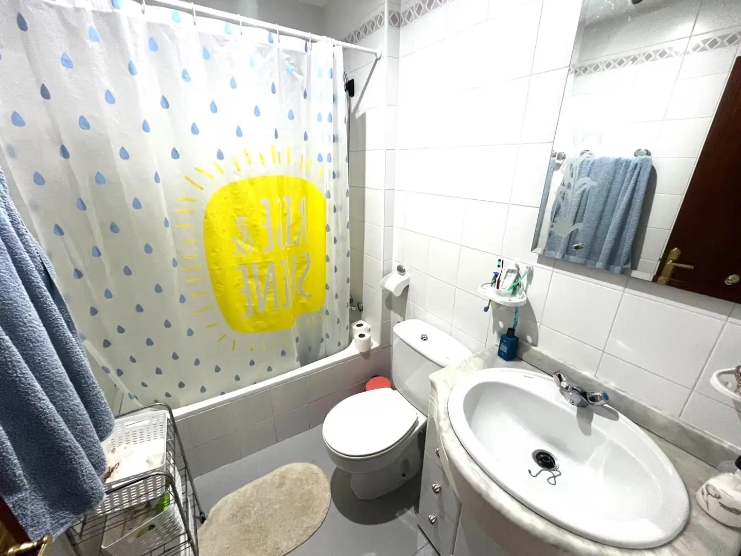 Badezimmer von Einfamilien-Reihenhaus zum Verkauf in El Portil mit Möbliert und Balkon