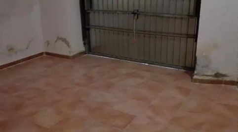 Foto 3 de Casa adosada en venta en Calle Rabadán, 18, Torredonjimeno, Jaén