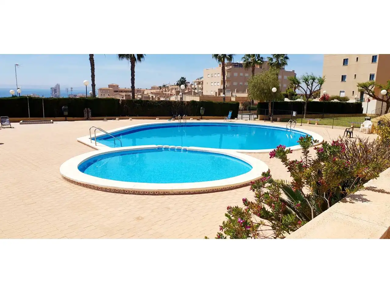 Swimming pool of Flat for sale in Santa Pola  with Air Conditioner, Heating and Terrace