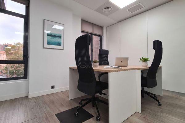 Oficina de lloguer en  Madrid Capital amb Aire condicionat, Calefacció i Terrassa