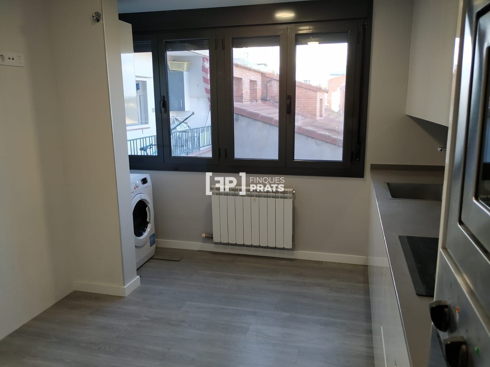 Cuina de Pis en venda en Bellpuig amb Calefacció, Terrassa i Traster