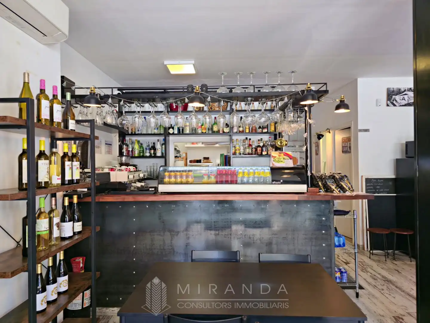 Business premises for transfer in Carrer de Sant Jaume, imagen 8