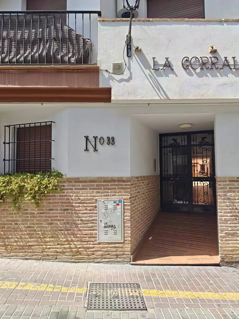 Außenansicht von Wohnung zum Verkauf in La Zubia mit Abstellraum und Balkon