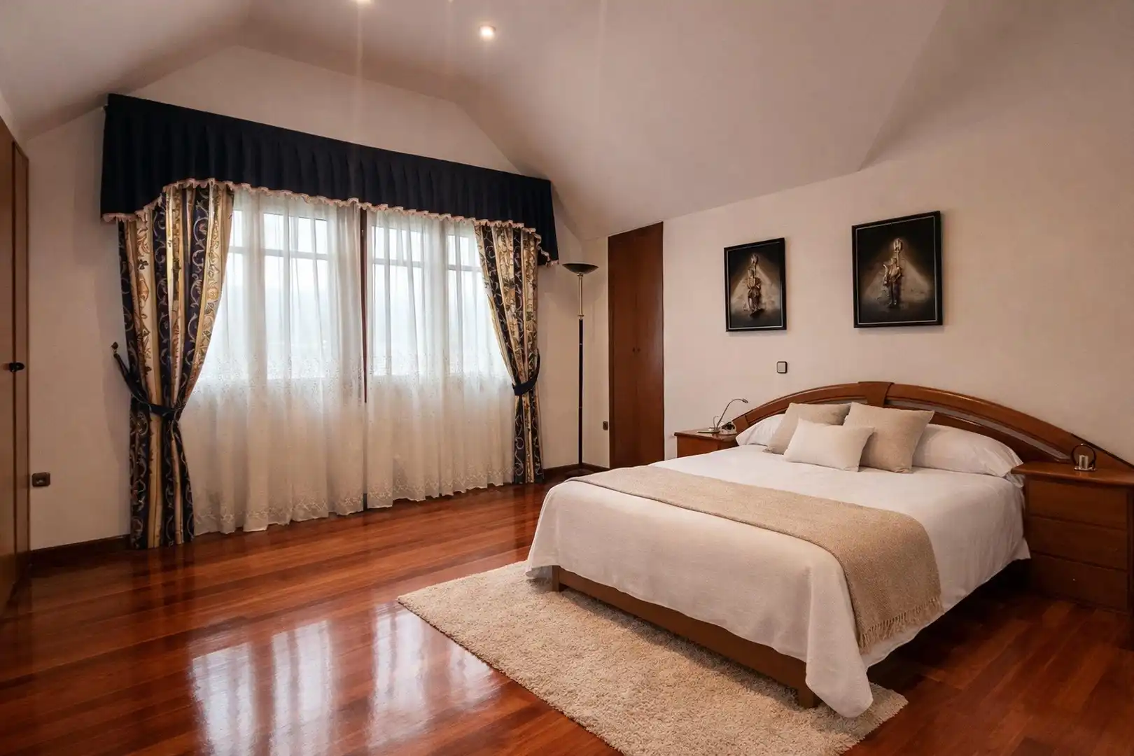 Bedroom of Houses for sale in Torrelavega   with Heating, Private garden and Terrace
