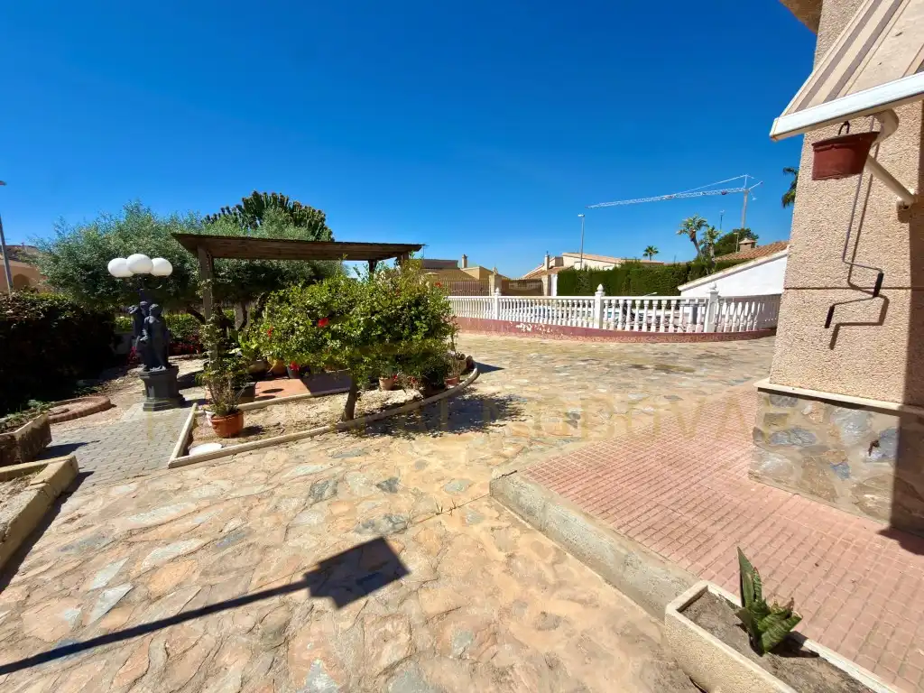 Chalet con piscina en venta en San Fulgencio, imagen 8