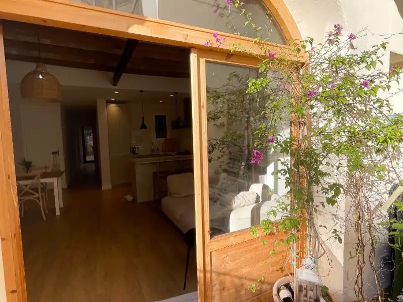 Flat for rent in Carrer de Premià, 32, Sants