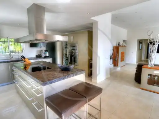Casa con piscina in vendita a Carrer Begur, imagen 13