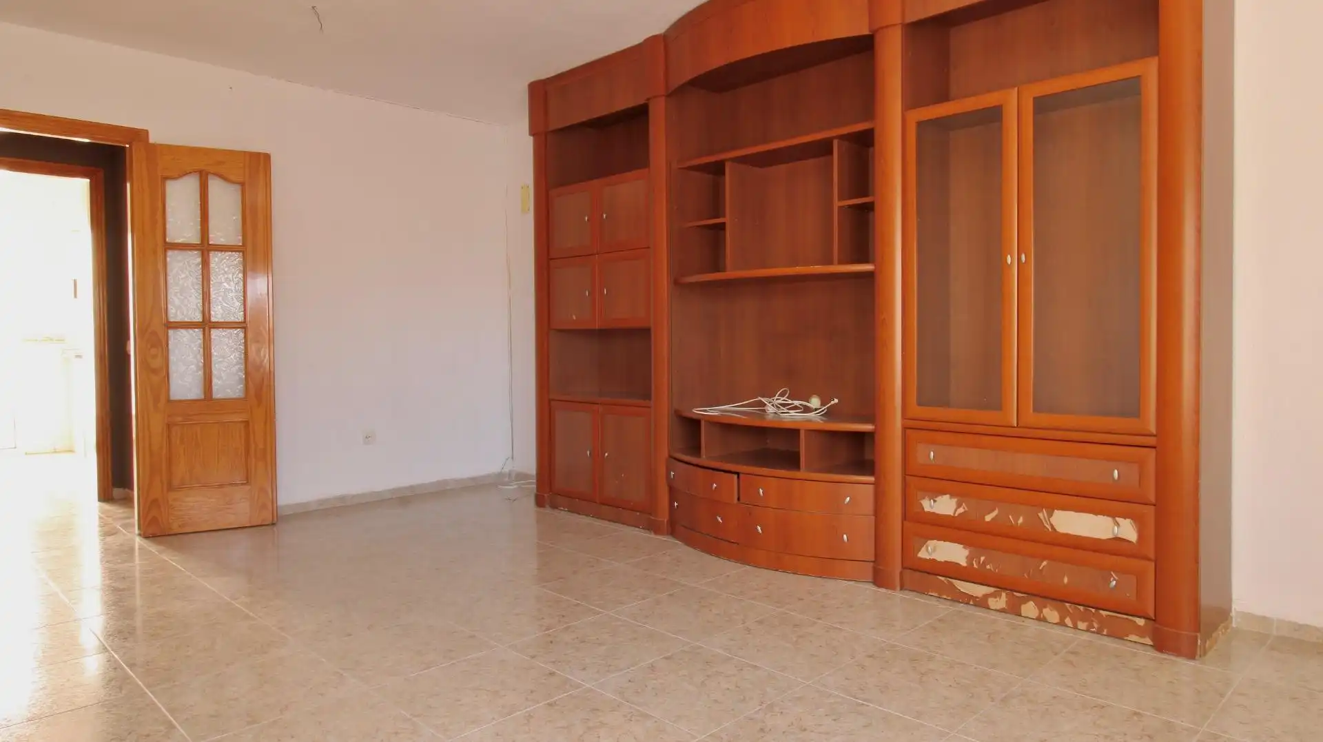 Sala d'estar de Casa adosada en venda en Roquetas de Mar amb Terrassa i Piscina comunitària