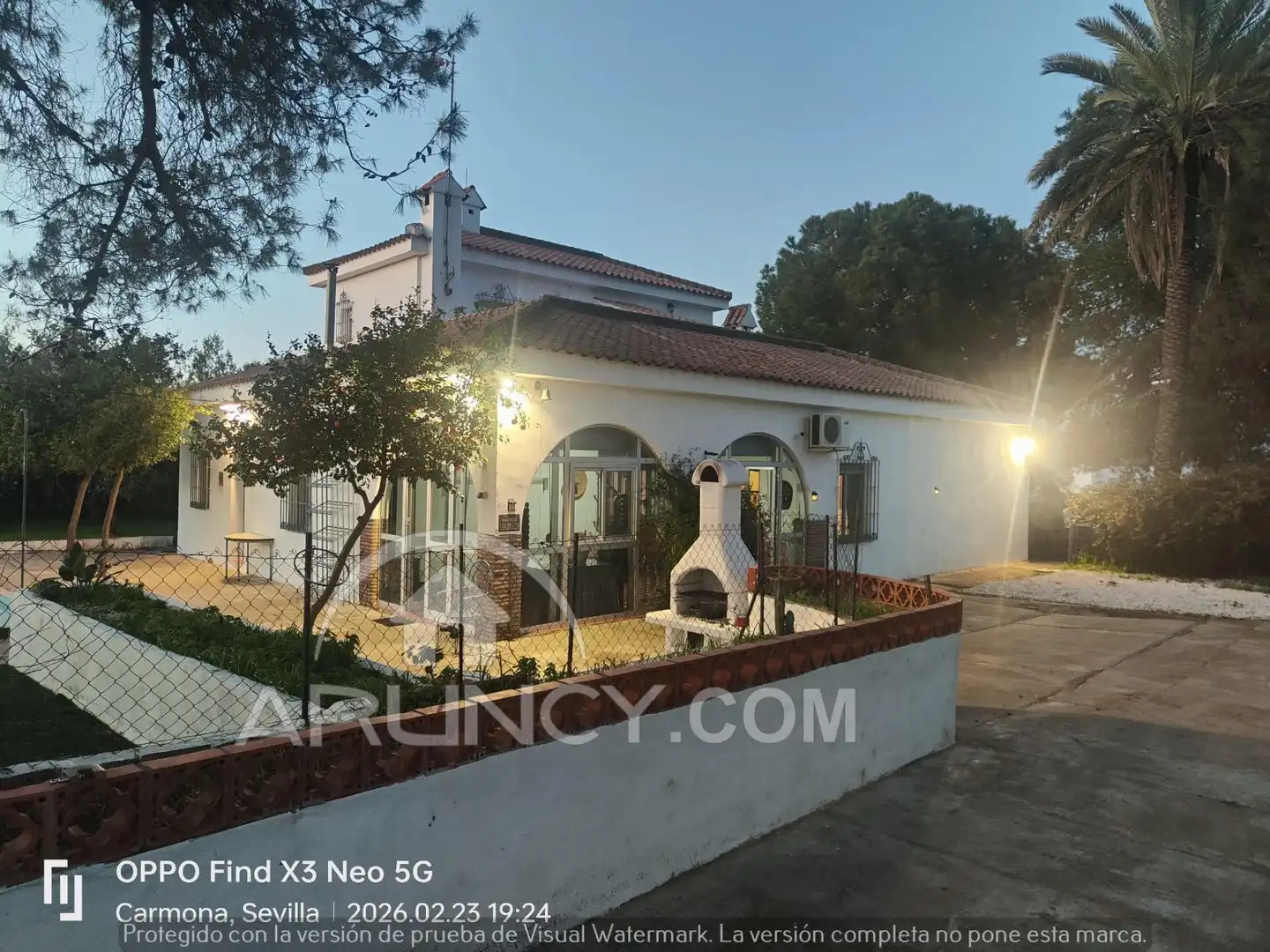 Vista exterior de Casa o xalet en venda en El Viso del Alcor amb Aire condicionat, Jardí privat i Piscina