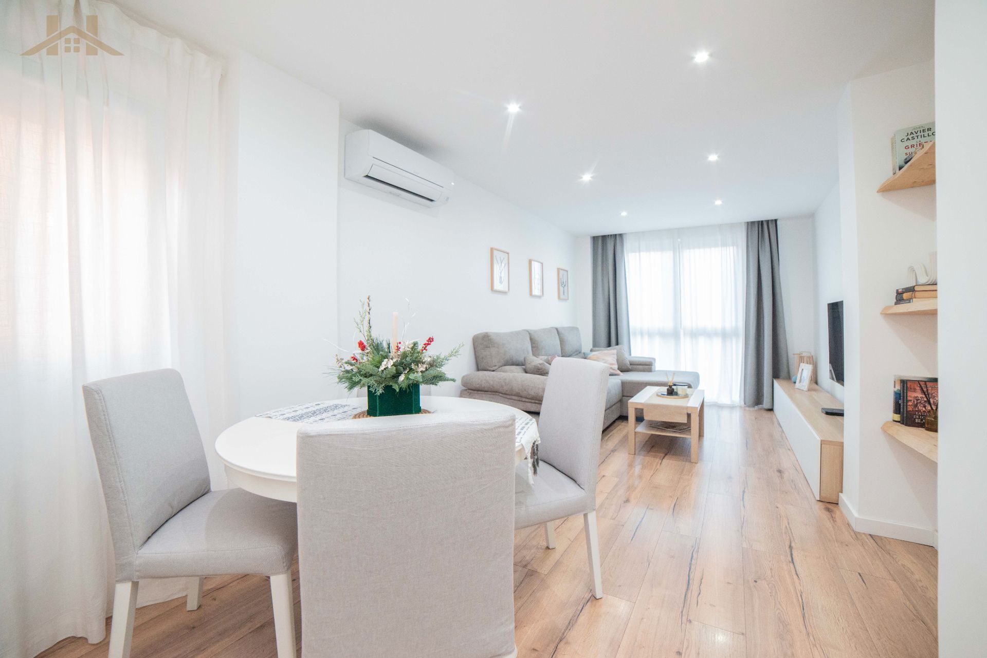 Living room of Flat for sale in Valdemoro  with Air Conditioner and Heating