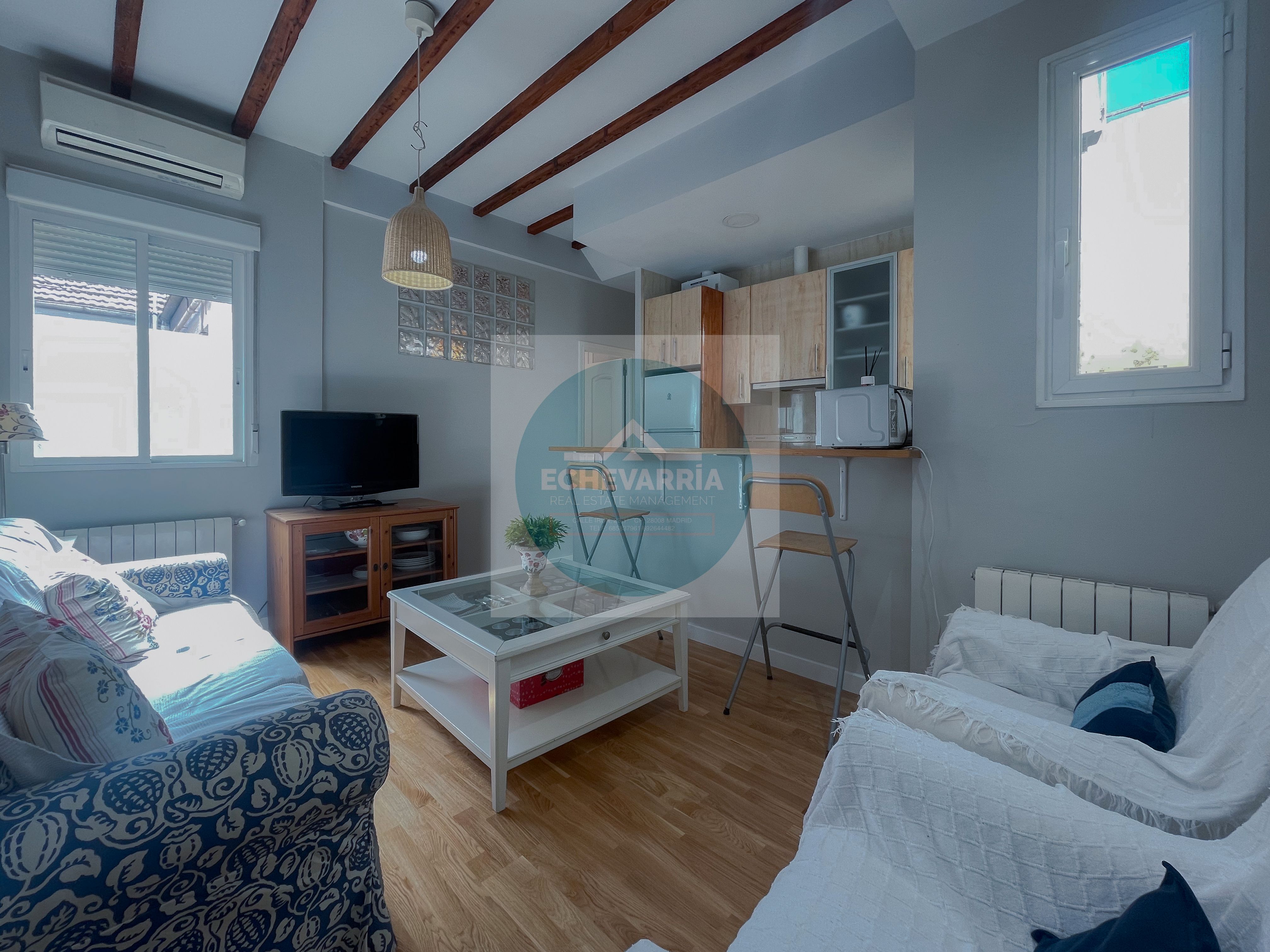 Flat to rent in Calle de Fernández de los Ríos, Arapiles