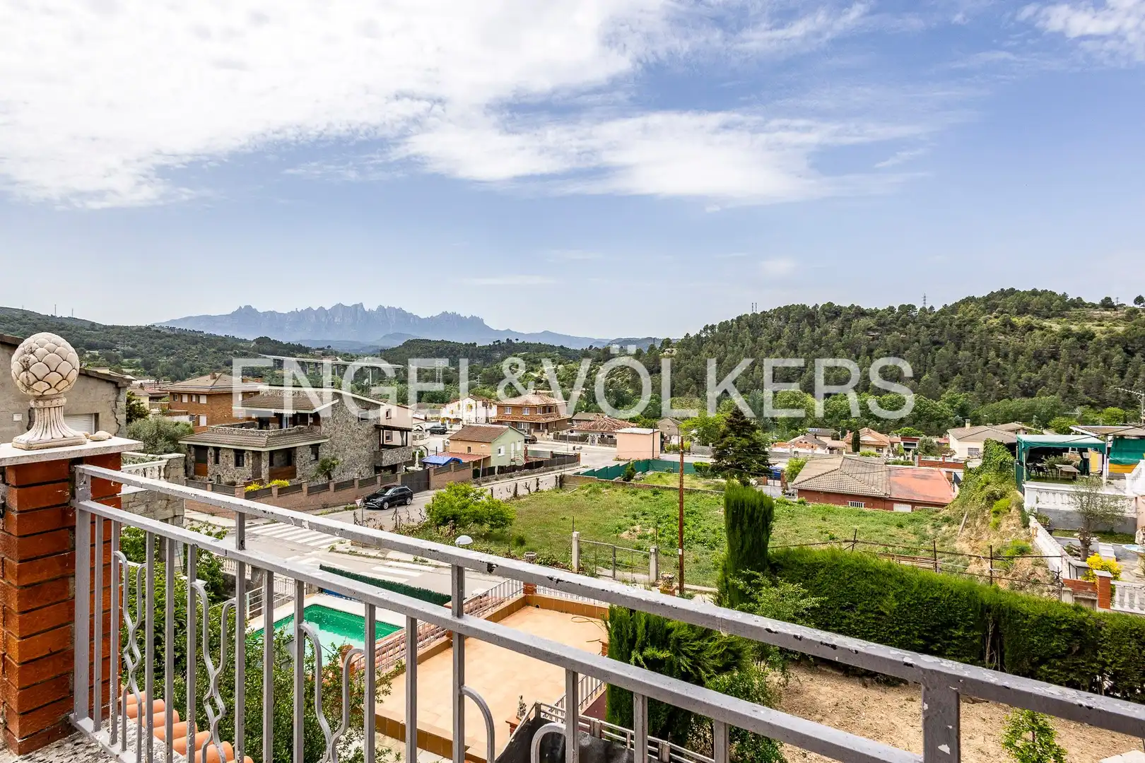 Exterior view of Houses for sale in El Pont de Vilomara i Rocafort  with Heating and Private garden