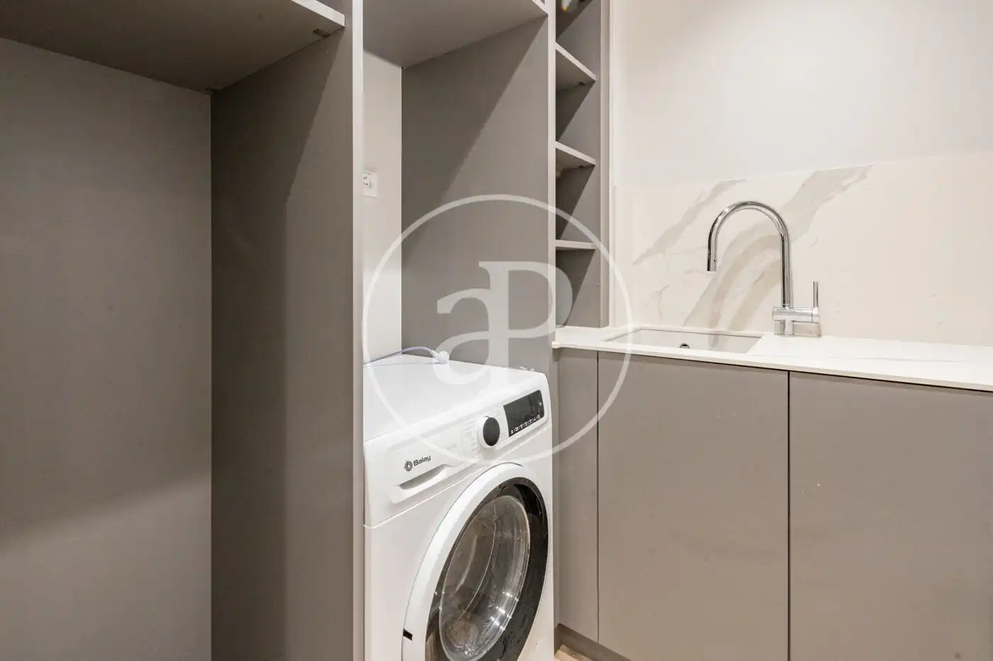 Baño de Piso en venta en Madrid con Aire acondicionado, Calefacción y Trastero