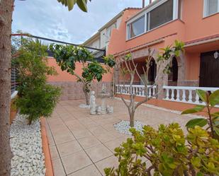 Jardí de Casa adosada en venda en Els Pallaresos amb Calefacció, Jardí privat i Terrassa
