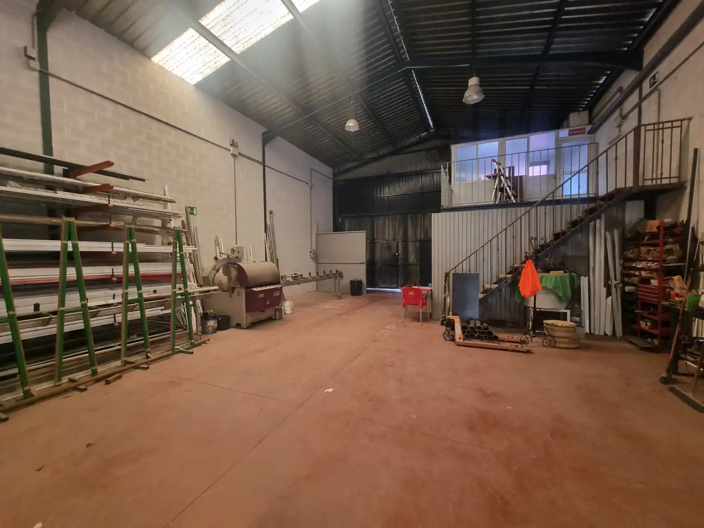 Nau industrial de lloguer en Almería