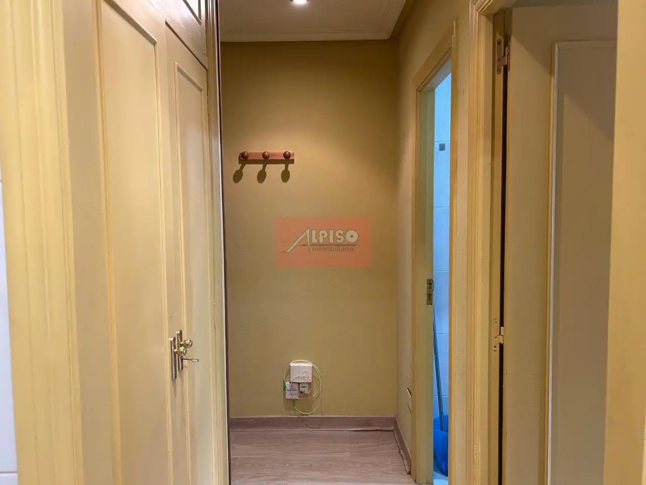 Apartamento en venta en Ourense Capital  con Calefacción, Trastero y Amueblado