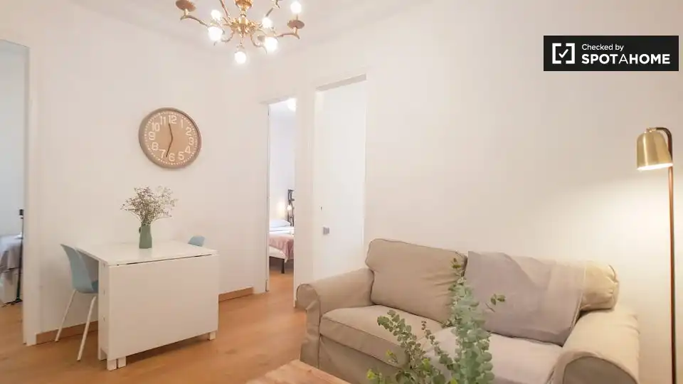 Sala de estar de Apartamento para compartir en Barcelona con Aire acondicionado, Calefacción y Terraza