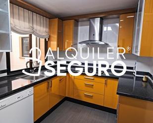 Kitchen of Flat to rent in Mairena del Aljarafe  with Air Conditioner, Terrace and Storage room