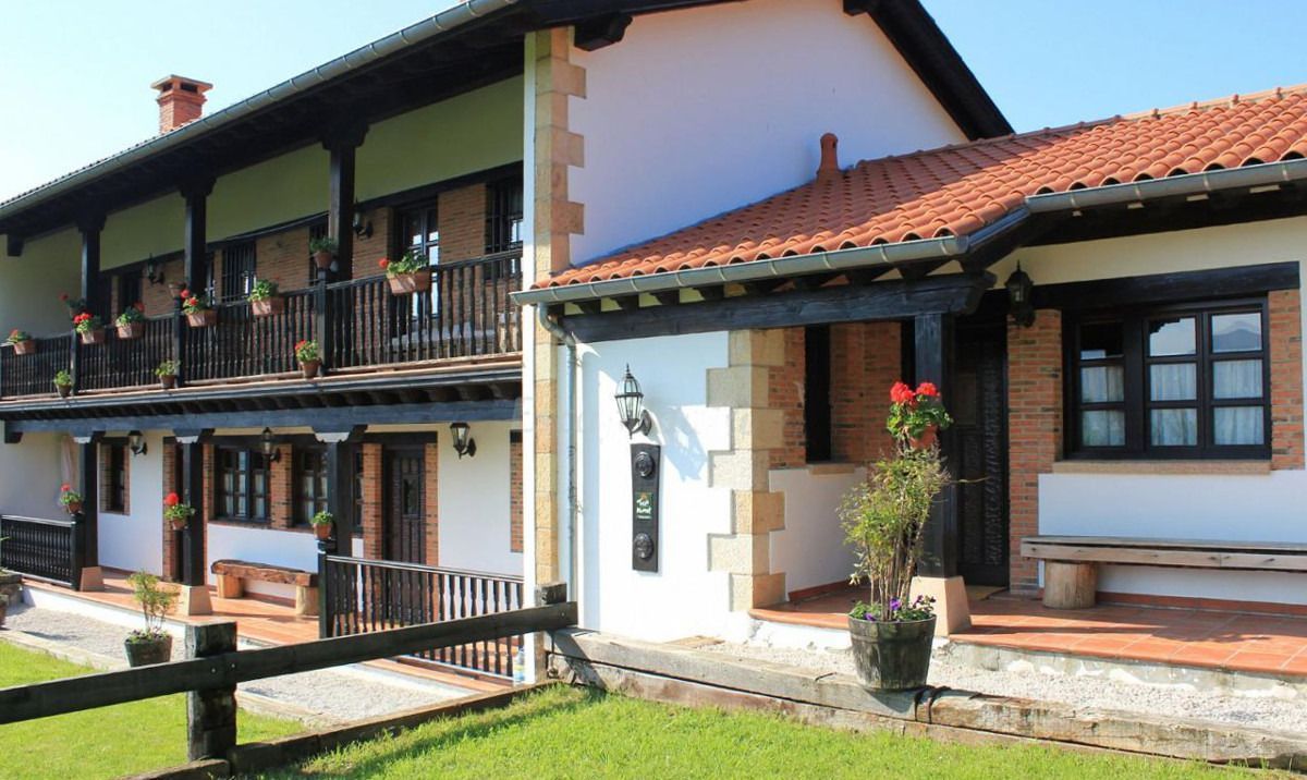 Vista exterior de Apartamento en venta en Ruente con Calefacción, Jardín privado y Terraza