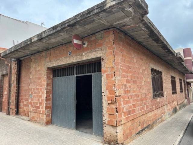 Local comercial en Alquiler en Sant Joan en Faura