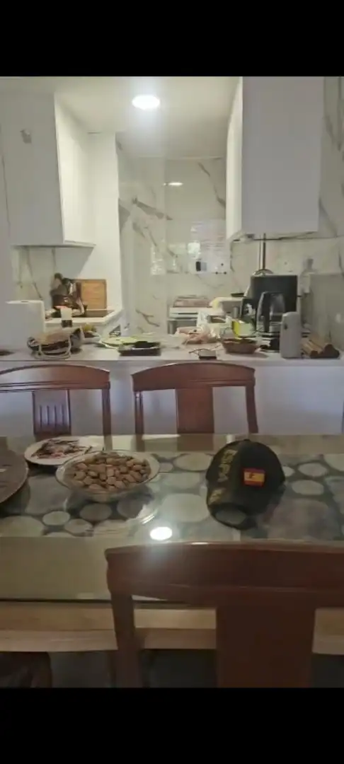 Cuina de Apartament per a compartir en Collado Villalba amb Moblat, Microones i Balcó