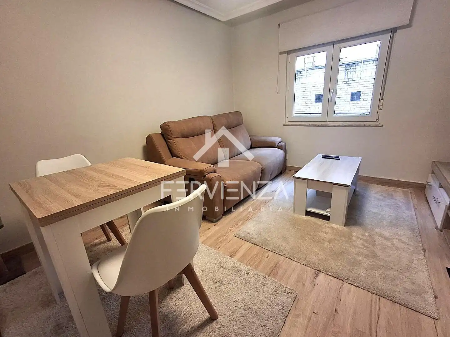 Sala d'estar de Pis en venda en Oviedo 